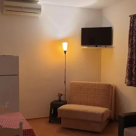 Gogi Apartment